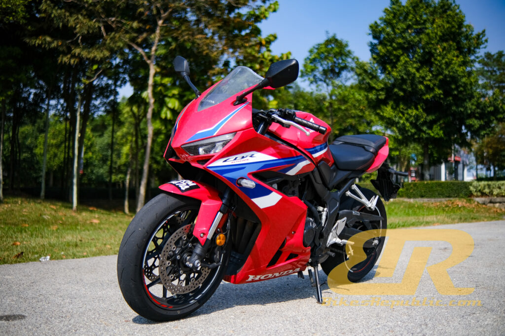 HONDA CBR650R – 2026 SPORTSBIKE OF THE YEAR (BELOW 1000cc)